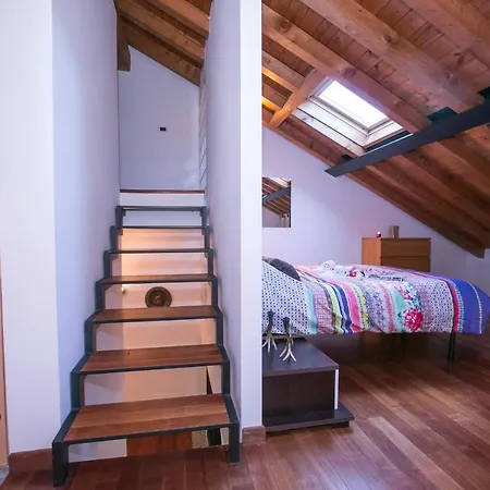Sleeps 8 Apartment